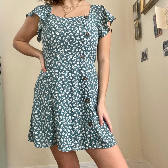 Green Button Dress - Picture 1 of 2